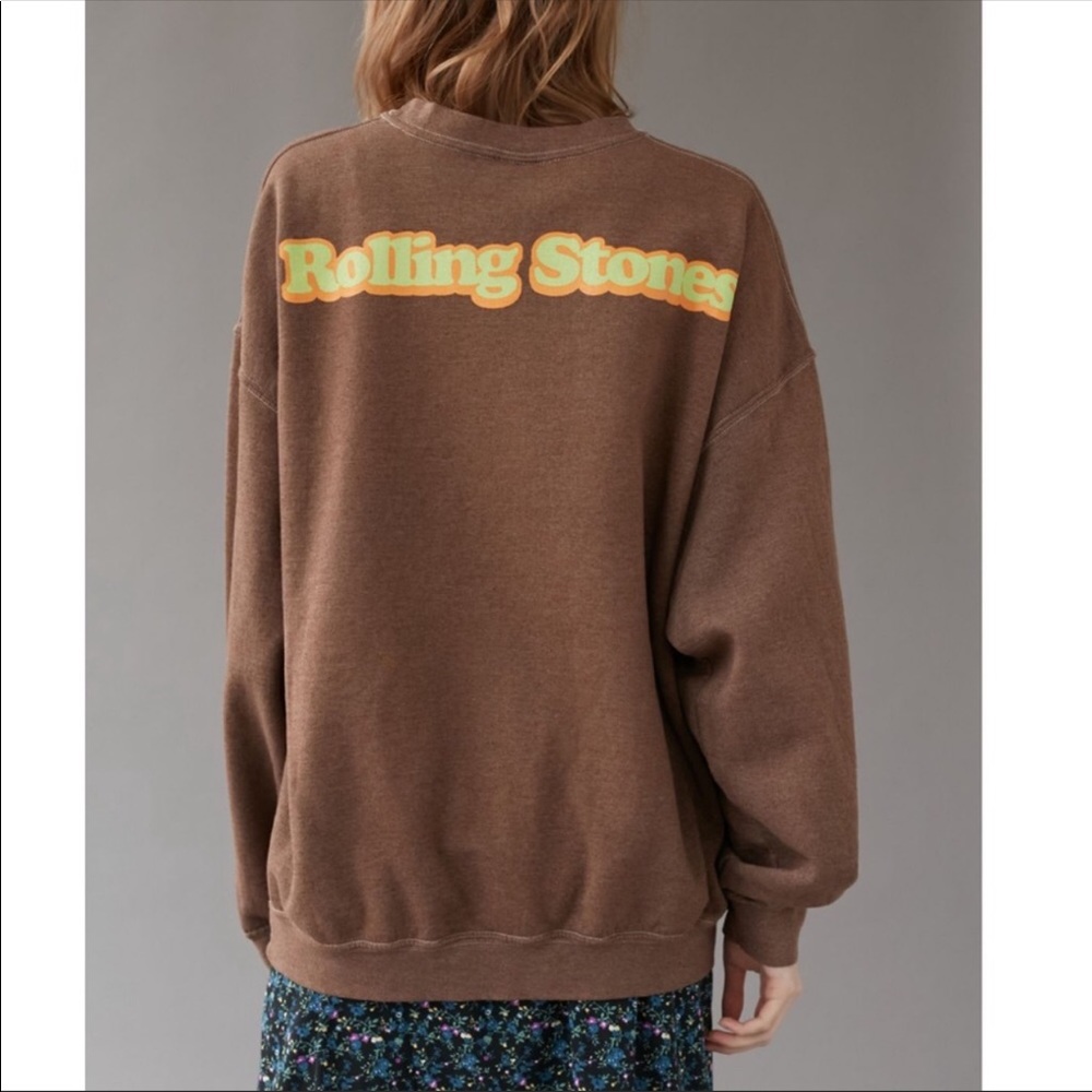 NEW! Urban Outfitters graphic sweatshirt NWT - Picture 4 of 8